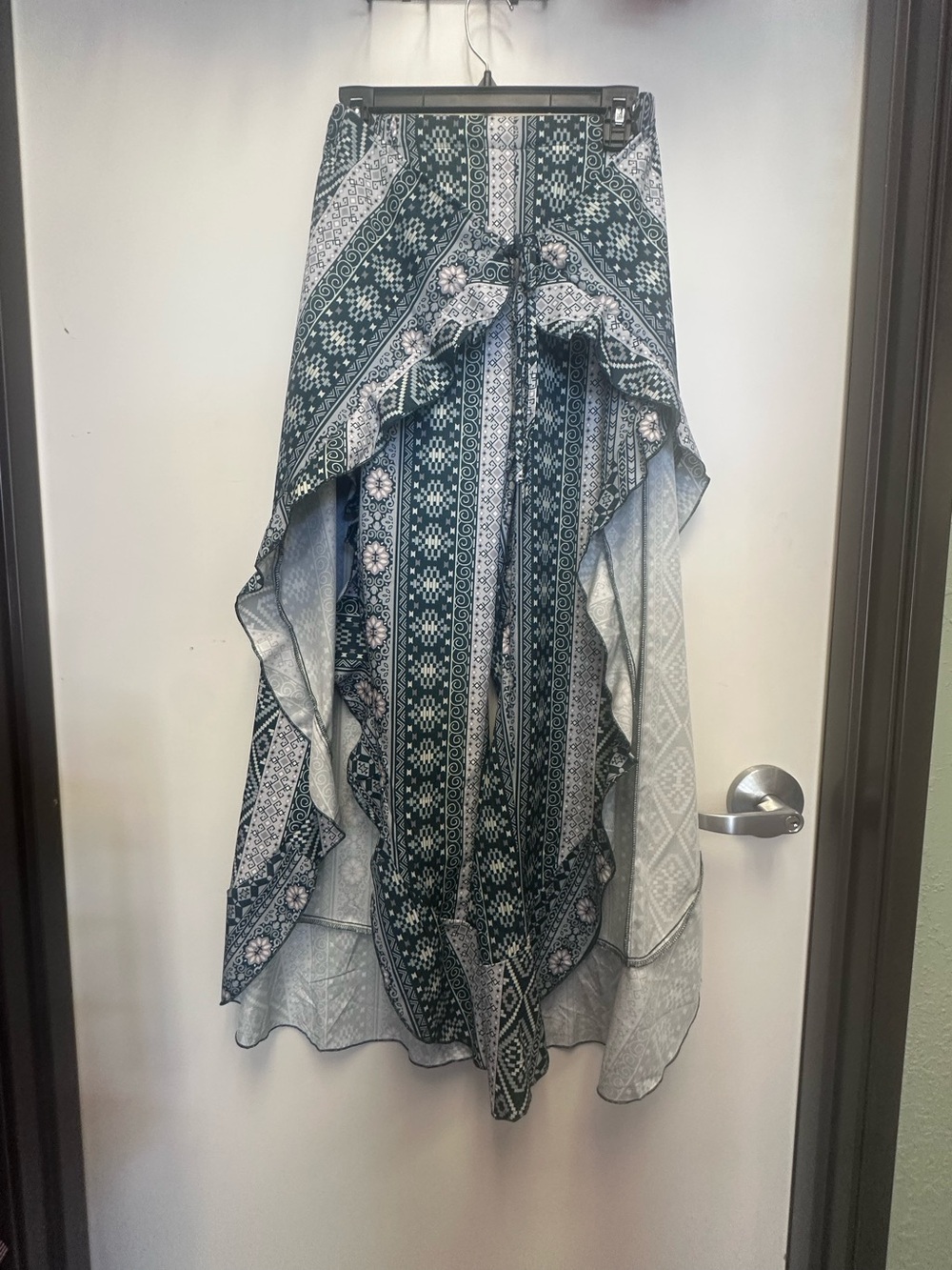 Green & White Patterned Ruffle pants